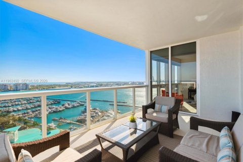 Снять в аренду кондоминиум в Майами-Бич, Флорида 2 спальни, 143.81м2, № 2025137 - фото 15