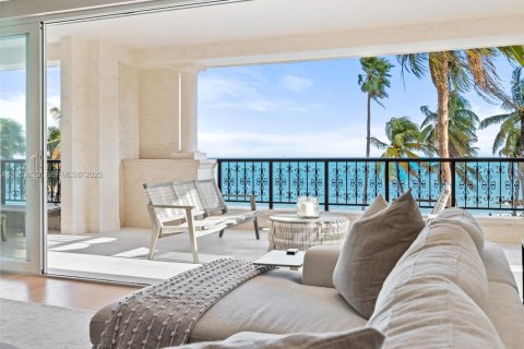 Condominio en venta en Miami Beach, Florida, 3 dormitorios, 235.04 m2 № 2035101 - foto 27