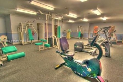 Copropriété à louer à Doral, Floride: 2 chambres, 98.57 m2 № 1956641 - photo 18