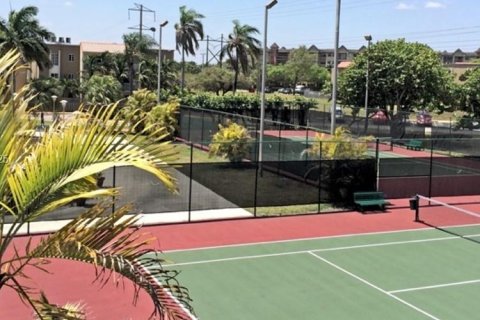 Copropriété à louer à Doral, Floride: 2 chambres, 98.57 m2 № 1956641 - photo 19