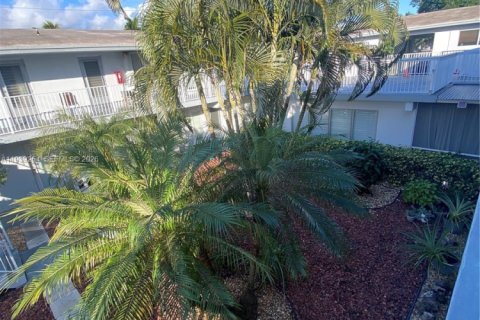 Condo à Pompano Beach, Floride, 1 chambre № 1996861