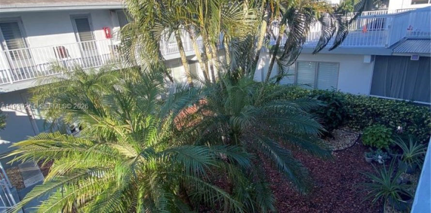 Condo à Pompano Beach, Floride, 1 chambre  № 1996861