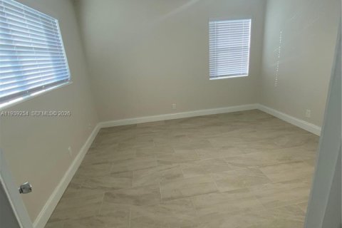 Copropriété à louer à Pompano Beach, Floride: 1 chambre, 65.03 m2 № 1996861 - photo 5
