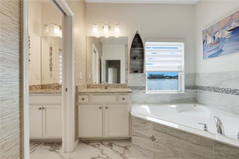 Villa ou maison à vendre à Groveland, Floride: 4 chambres, 185.9 m2 № 2398771 - photo 18