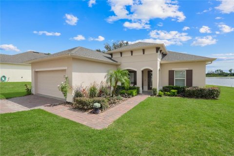 Villa ou maison à Groveland, Floride 4 chambres, 185.9 m2 № 2398771