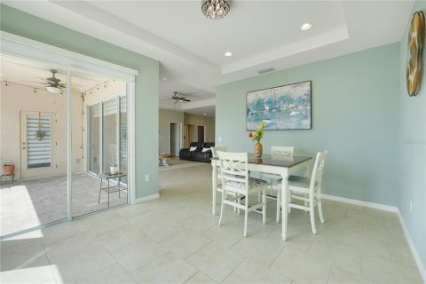 Villa ou maison à vendre à Groveland, Floride: 4 chambres, 185.9 m2 № 2398771 - photo 13