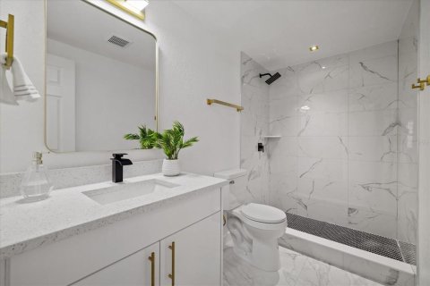 Villa ou maison à vendre à Tampa, Floride: 4 chambres, 108.97 m2 № 2389266 - photo 23