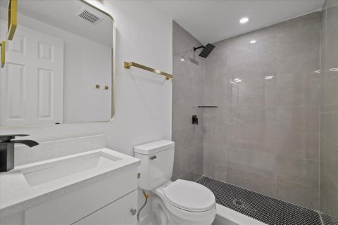 Villa ou maison à vendre à Tampa, Floride: 4 chambres, 108.97 m2 № 2389266 - photo 18