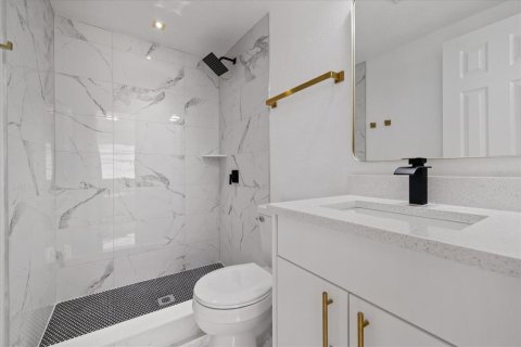 Villa ou maison à vendre à Tampa, Floride: 4 chambres, 108.97 m2 № 2389266 - photo 9
