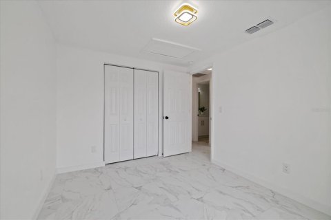 Villa ou maison à vendre à Tampa, Floride: 4 chambres, 108.97 m2 № 2389266 - photo 26