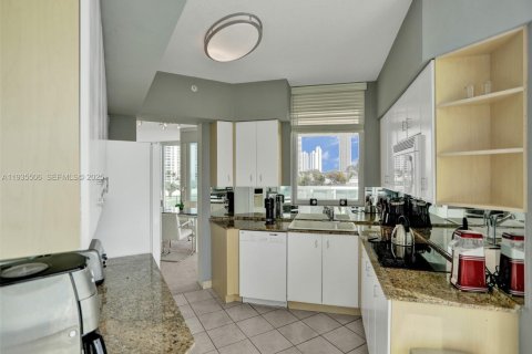 Copropriété à vendre à Aventura, Floride: 3 chambres, 197.88 m2 № 2169427 - photo 8