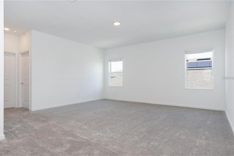 House in Groveland, Florida 5 bedrooms, 334.36 sq.m. № 1848192 - photo 12