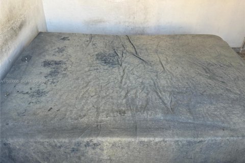 House in Miami, Florida 2 bedrooms, 137.96 sq.m. № 1992360 - photo 17