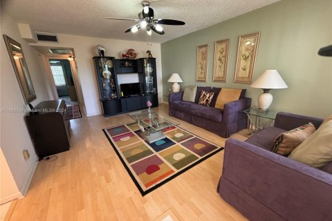 Condo in Boca Raton, Florida, 2 bedrooms  № 1694368 - photo 2