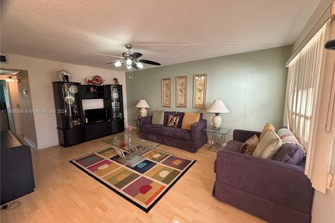 Condo in Boca Raton, Florida, 2 bedrooms  № 1694368 - photo 3