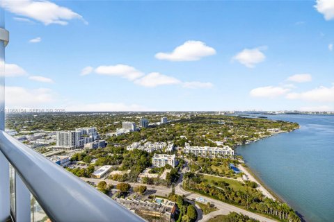 Снять в аренду кондоминиум в Майами, Флорида 2 спальни, 202.34м2, № 2030269 - фото 15