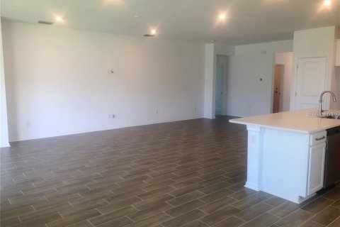 Casa en venta en Hudson, Florida, 4 dormitorios, 186.18 m2 № 2387510 - foto 9