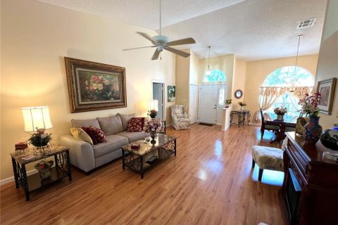 House in Leesburg, Florida 3 bedrooms, 191.19 sq.m. № 1588667 - photo 4
