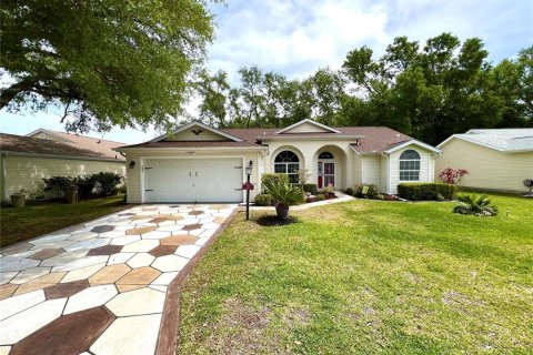 House in Leesburg, Florida 3 bedrooms, 191.19 sq.m. № 1588667 - photo 2