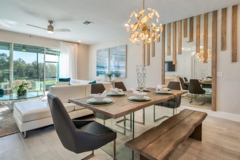 Townhouse in Four Corners, Florida 3 bedrooms, 168.25 sq.m. № 1810930 - photo 3