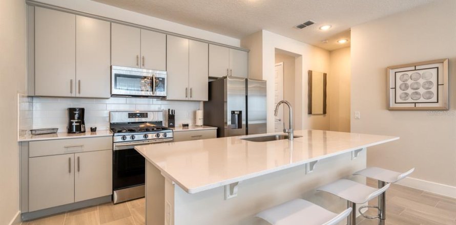 Touwnhouse à Four Corners, Floride 3 chambres, 168.25 m2 № 1810930