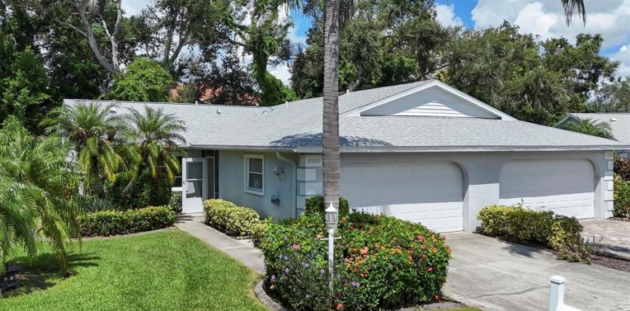 Villa ou maison à Sarasota, Floride 2 chambres, 133.69 m2 № 1893936