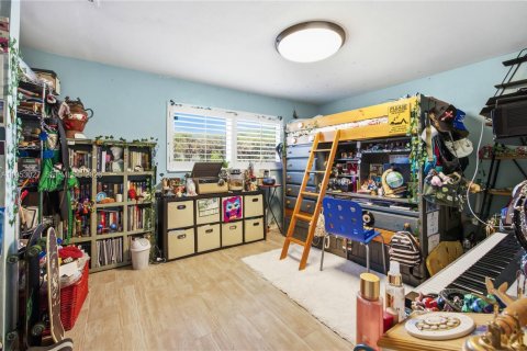 House in Cape Coral, Florida 4 bedrooms, 130.43 sq.m. № 2155081 - photo 5