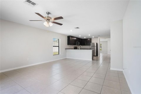 House in Kissimmee, Florida 4 bedrooms, 171.96 sq.m. № 1782634 - photo 16
