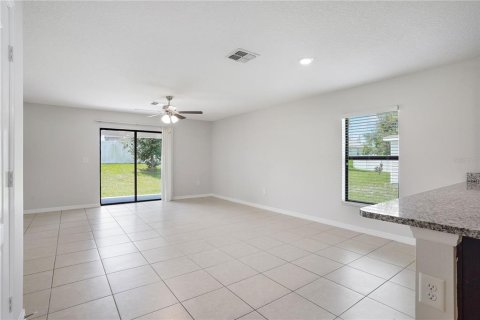 House in Kissimmee, Florida 4 bedrooms, 171.96 sq.m. № 1782634 - photo 13