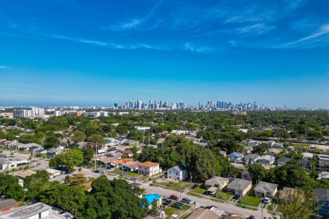 Touwnhouse à louer à Miami, Floride: 3 chambres, 101.91 m2 № 2279032 - photo 27