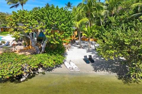 Casa en venta en Jupiter Island, Florida, 7 dormitorios, 739.32 m2 № 1989306 - foto 13