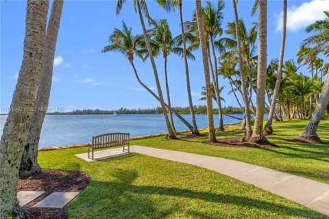 Casa en venta en Jupiter Island, Florida, 7 dormitorios, 739.32 m2 № 1989306 - foto 21