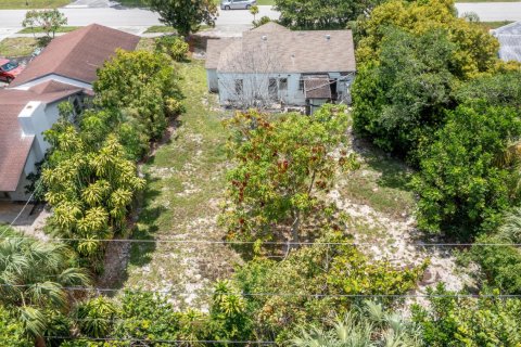 House in Delray Beach, Florida 3 rooms, 97.36 sq.m. № 2261855 - photo 19