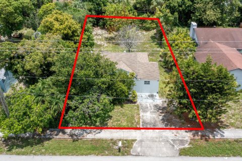 House in Delray Beach, Florida 3 rooms, 97.36 sq.m. № 2261855 - photo 2