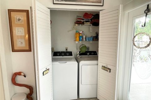 House in Palmetto, Florida 2 bedrooms, 110.27 sq.m. № 1905973 - photo 17