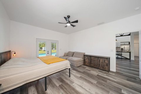 House in Myakka City, Florida 3 bedrooms, 149.57 sq.m. № 2344775 - photo 24
