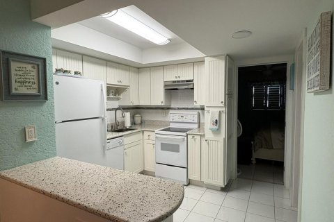 Condominio en venta en Pompano Beach, Florida, 1 dormitorio, 55.56 m2 № 2177306 - foto 10