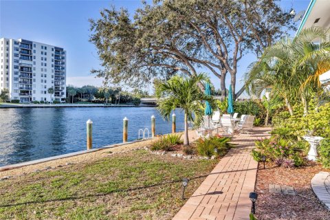 Condominio en venta en Pompano Beach, Florida, 1 dormitorio, 55.56 m2 № 2177306 - foto 23