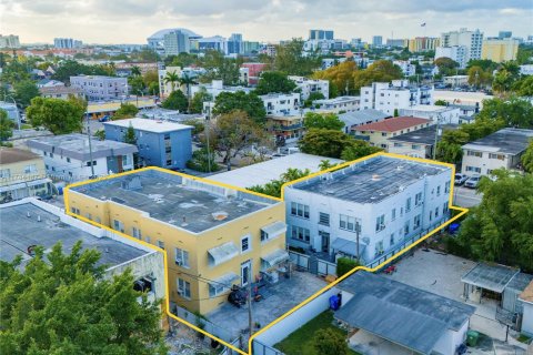 Immobilier commercial à vendre à Miami, Floride № 1699930 - photo 4