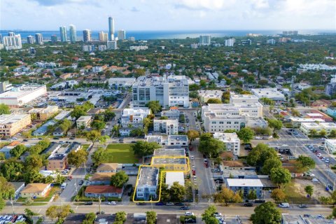 Immobilier commercial à vendre à Miami, Floride № 1699930 - photo 3