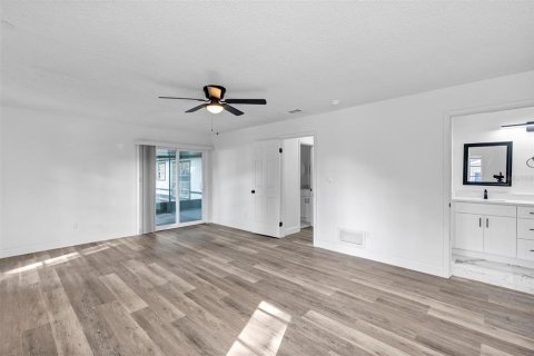 Casa en venta en Ocala, Florida, 4 dormitorios, 196.21 m2 № 2196128 - foto 20