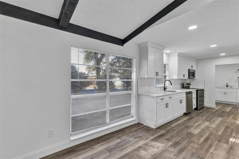 Casa en venta en Ocala, Florida, 4 dormitorios, 196.21 m2 № 2196128 - foto 13