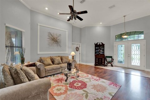 House in Clermont, Florida 4 bedrooms, 256.41 sq.m. № 1795195 - photo 2