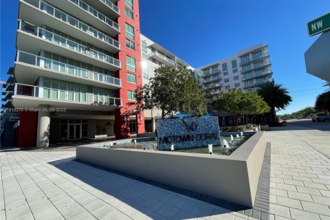 Condo in Doral, Florida, 1 bedroom  № 2082620 - photo 2