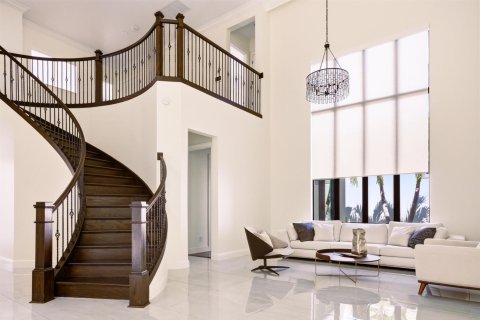 House in Boca Raton, Florida 5 bedrooms, 430.32 sq.m. № 2181389 - photo 4