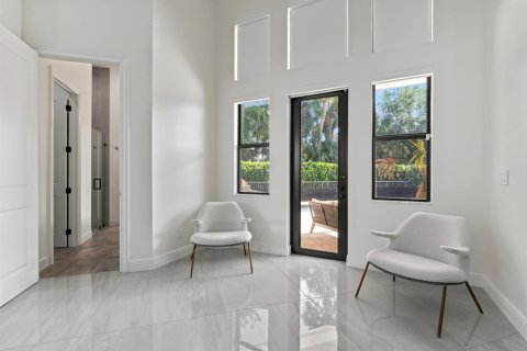 House in Boca Raton, Florida 5 bedrooms, 430.32 sq.m. № 2181389 - photo 19