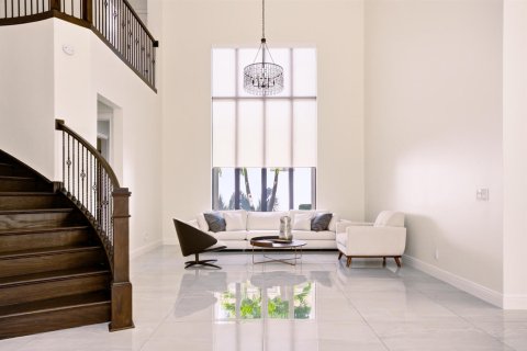 House in Boca Raton, Florida 5 bedrooms, 430.32 sq.m. № 2181389 - photo 5