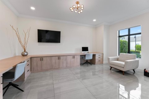 House in Boca Raton, Florida 5 bedrooms, 430.32 sq.m. № 2181389 - photo 29