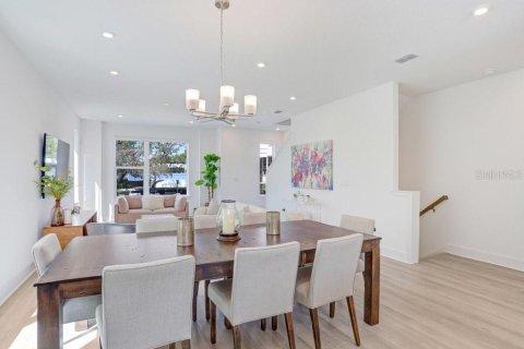 Townhouse in Tampa, Florida 3 bedrooms, 207.92 sq.m. № 2237701 - photo 23