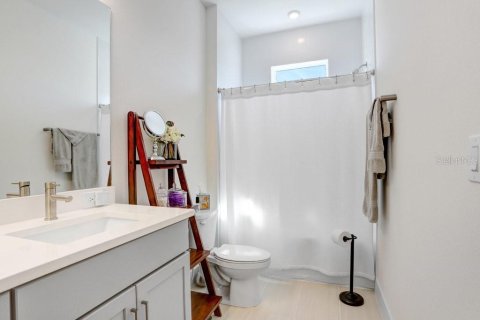 Townhouse in Tampa, Florida 3 bedrooms, 207.92 sq.m. № 2237701 - photo 11